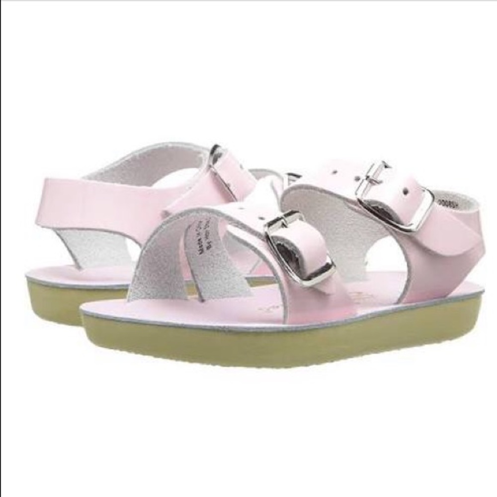 Sea Wee shiny pink sandals- size 1